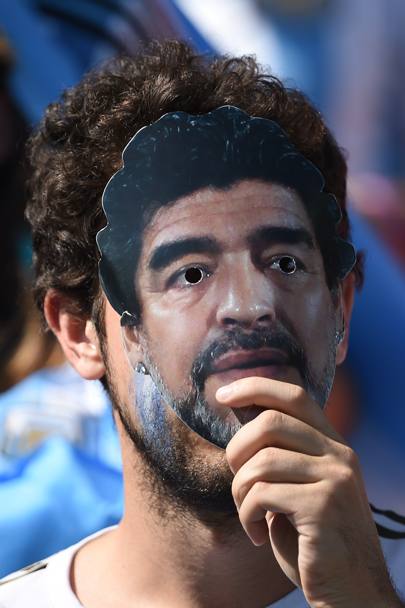Maschera di Maradona. Afp